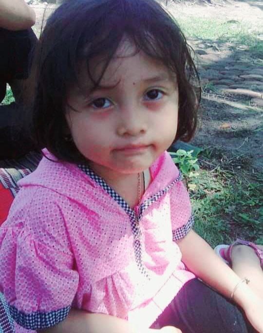Foto kenangan 8: little memories