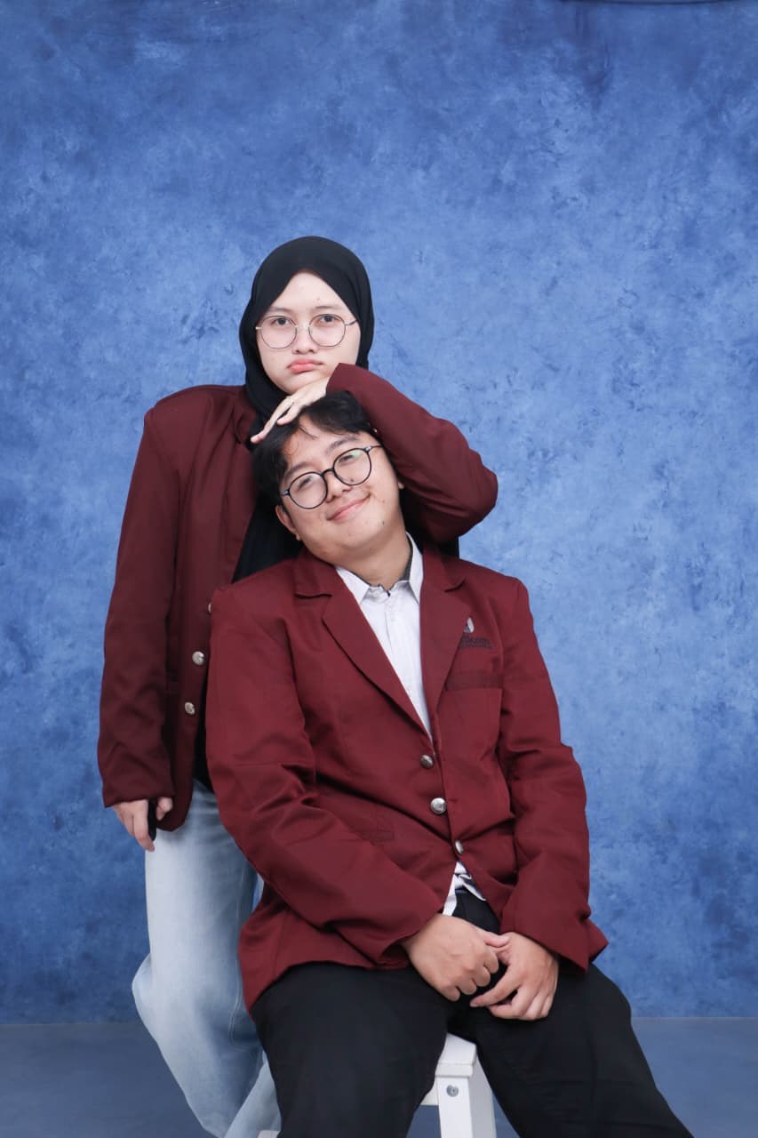 Foto kenangan 2: sedikit lucu, banyak sayang